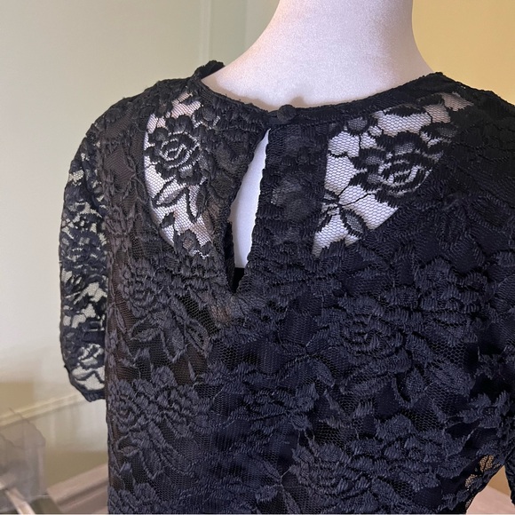 Black Lace Lined Short-Sleeve Blouse Round-Neck Modest Shirt Formal Top Sz S-M - Picture 7 of 16
